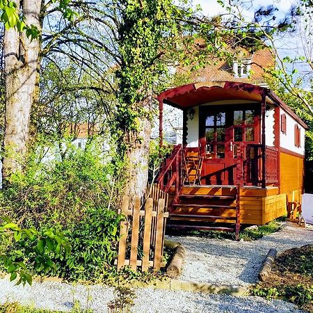 Roulotte Comtoise A Strasbourg Villa Bagian luar foto
