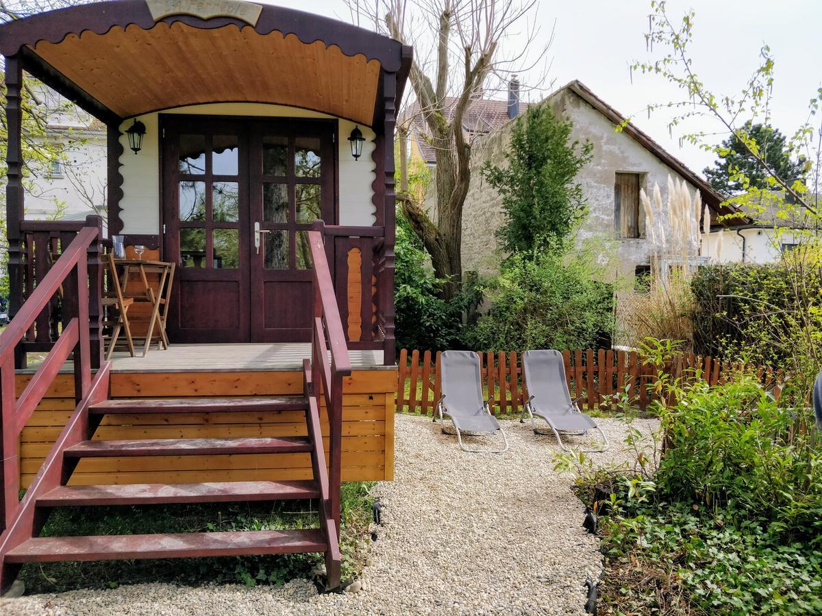 Roulotte Comtoise A Strasbourg Villa Bagian luar foto